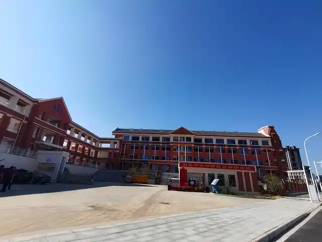 如期交付,江夏五里界中学新校区正式开学啦|中学_新浪财经_新浪网