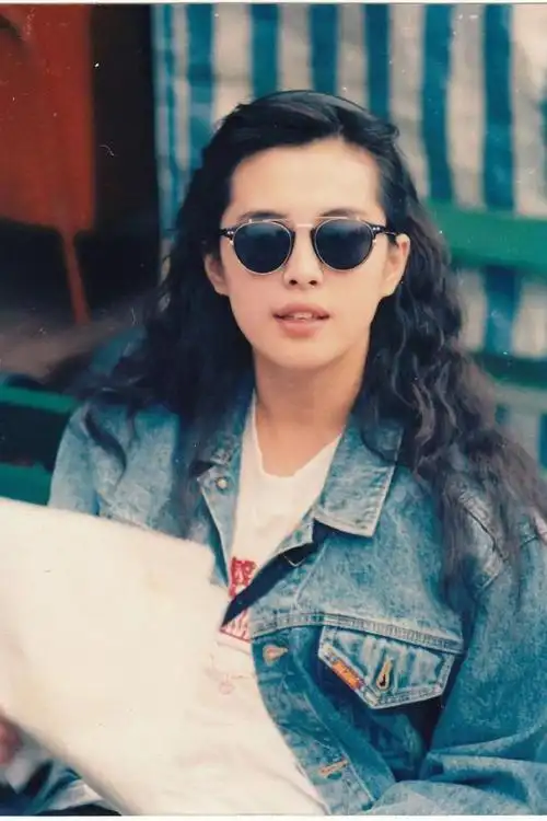 起源于19世纪中叶,在当时属于硬汉们的牛仔.