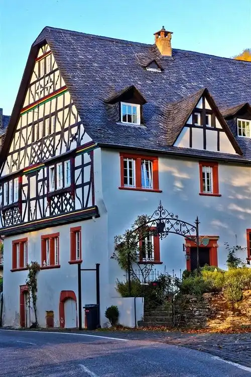 壁纸 德国,房屋,别墅,树木,阳光 3840x2160 uhd 4k 高清壁纸, 图片