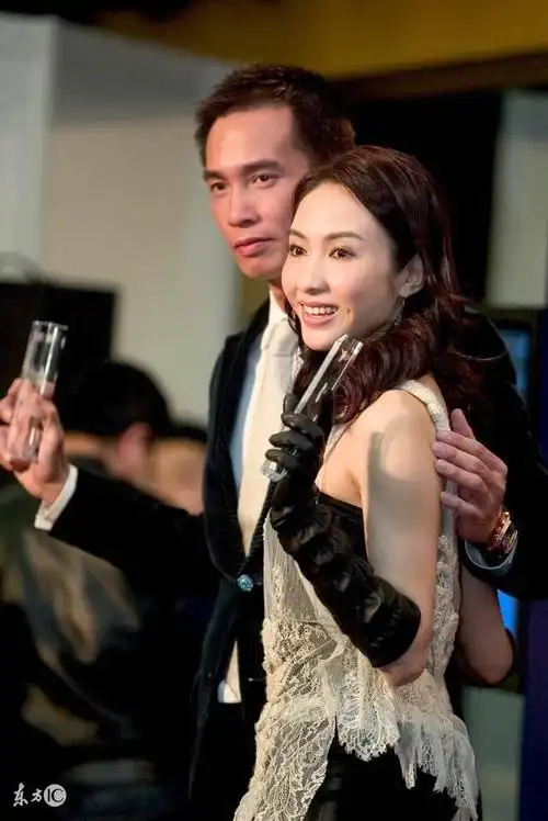 应采儿晒出儿子照片,看看古惑仔的孩子们,郑伊健最凄惨