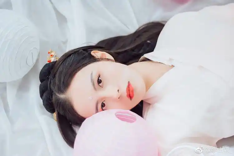 2017年10月23日 15:04   关注  摄影 人物 #古风未央 评论 收藏