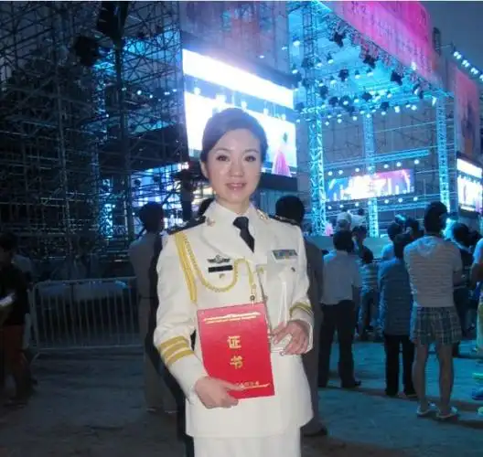 歌手乔丽获年度最佳军旅歌手奖