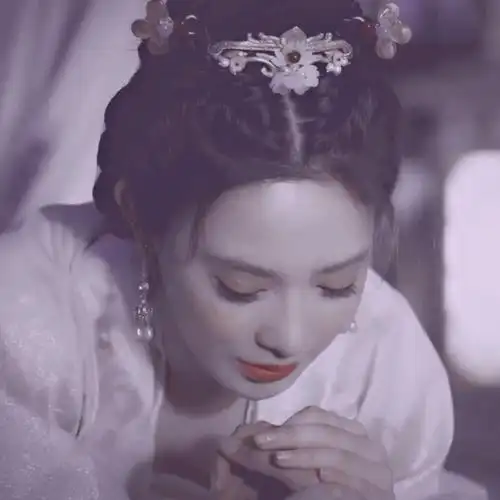 彭小苒头像曲小枫/赖渊东宫