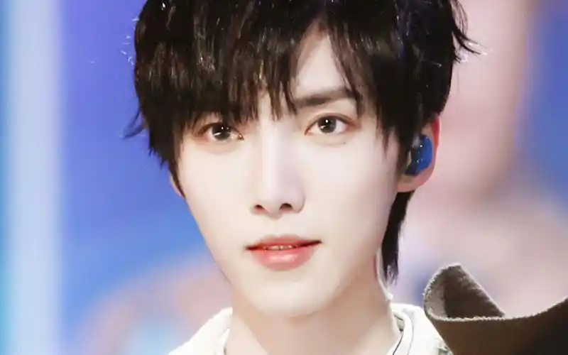 r1se主唱赵磊原创为你而唱创造营初评级加试失误剪辑版