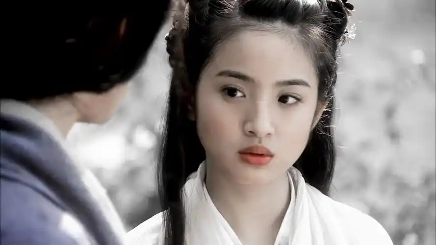 林依晨饰演的黄蓉真是古灵精怪,你们喜欢那个版本的射雕?