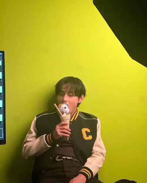 金泰亨kpop永一##金泰亨自拍