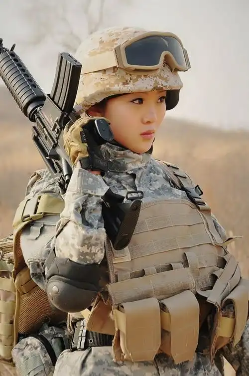 战地女特种兵风采