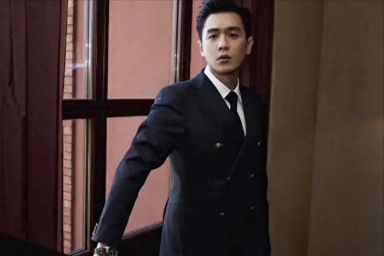 "妹妹"变后妈,父子对簿公堂,张若昀背后的痛苦你想象不到