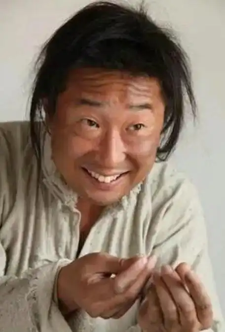 倪大红的妻子是谁有几个孩子(8位长得丑的男星)(18)