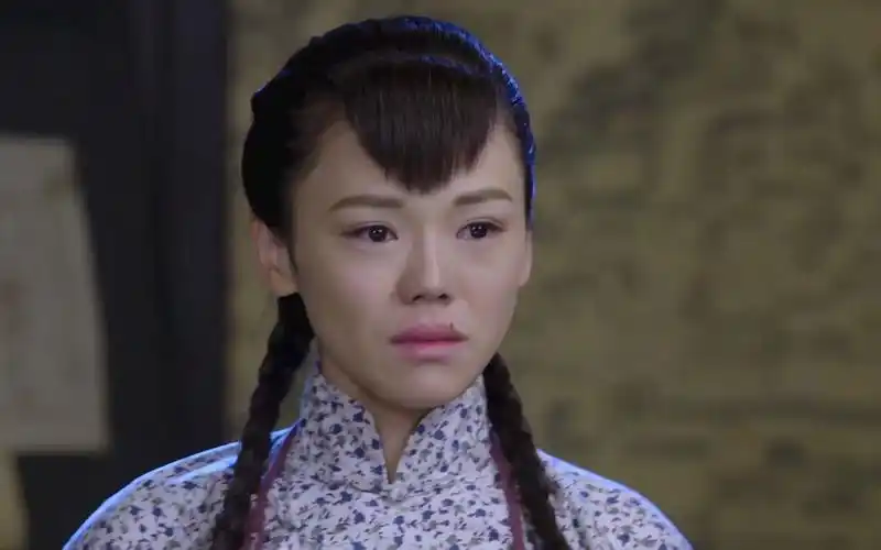 神勇武工队传奇:杨家仅剩小花,谁知她会祖传刀法,武工队吸纳她