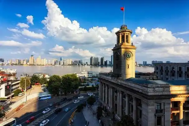 中国进步最大的城市武汉当之无愧