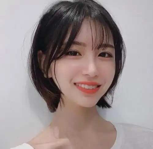 2020年最火的4种短发,可爱,减龄,气质都有!
