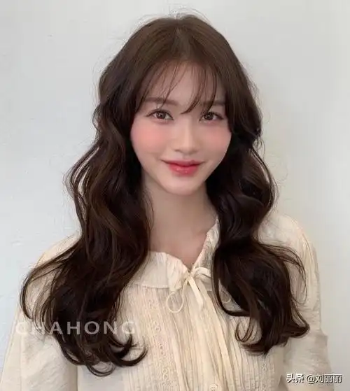 女式发型(额头太窄提高发际线)