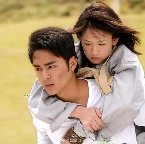 陈乔恩被青蛙求婚##陈乔恩被装扮成青蛙王子的粉丝求婚,这一幕盏哪