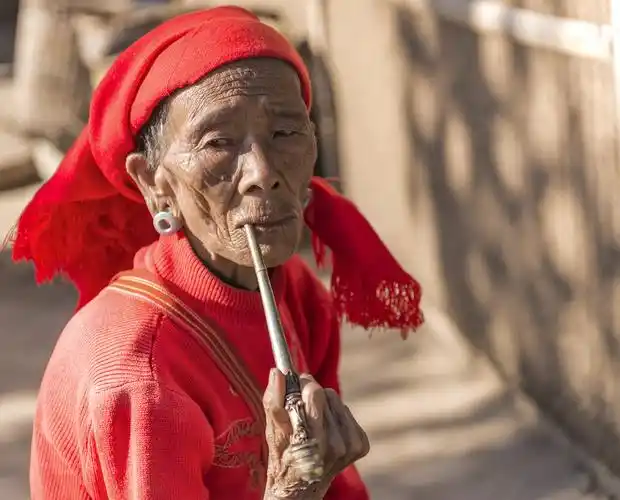 中国最后一个原始部落——翁丁