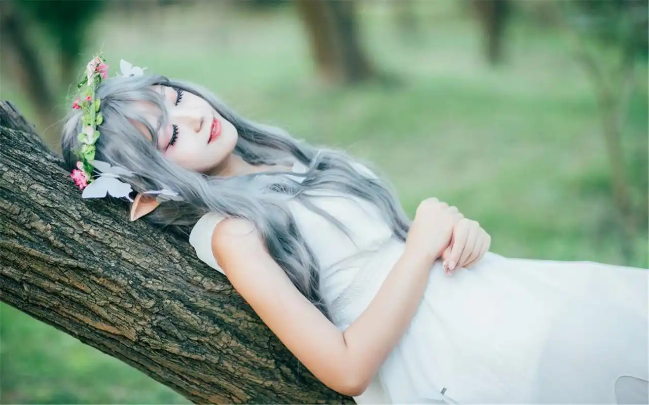 清纯美女可爱唯美梦幻写真高清桌面壁纸下载