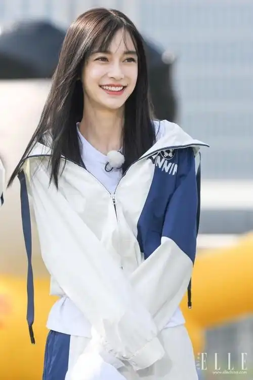 angelababy 同款发型低丸子(看到换新发型的angelababy)(1)