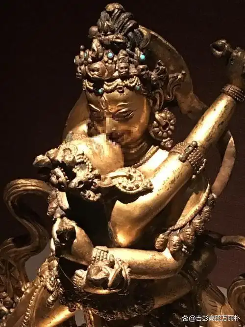 在藏传佛教中,有一类女子被称为"明妃".