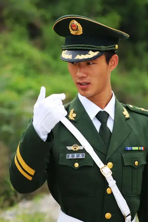 【潇洒军警-291】武警帅哥高警龙 - 潇洒如风 - 潇洒天地 如意家园