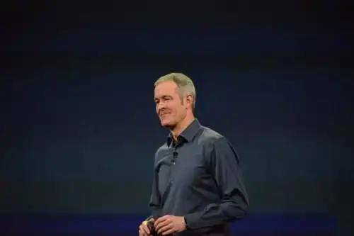 jeff williams登台,还是依旧介绍homekit里主要是医疗内容.