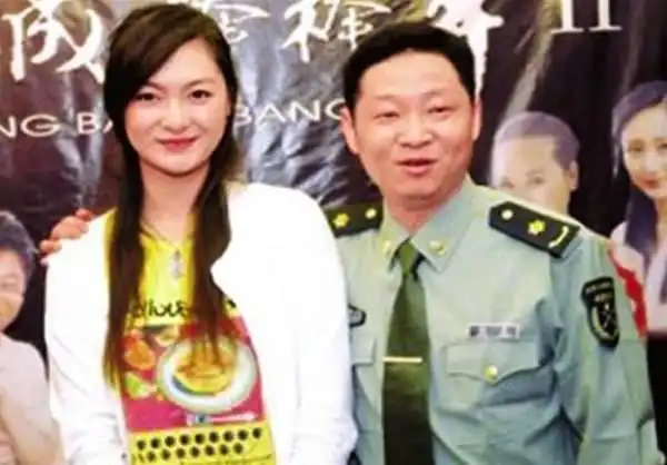 5,赵亮和胡敬   赵亮和胡敬身高分别为171cm和180cm,胡敬是一位来自