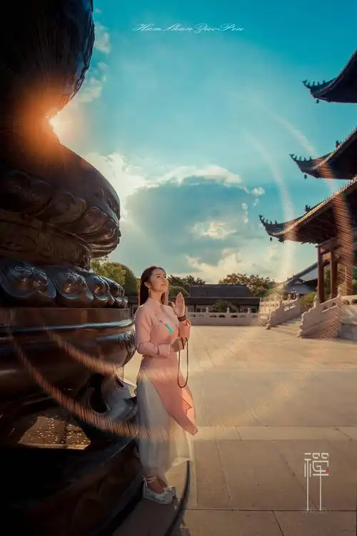 《品禅意人生,让心归简静》— 禅意人像摄影