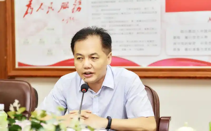 data-id="go0kflcaty">谢思敏,男,汉族,出生于1985年6月,江西省兴国县