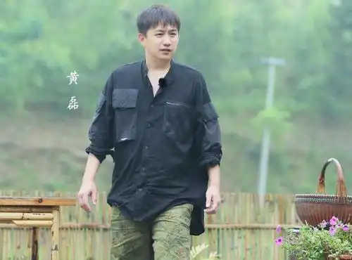 黄磊老师,既然你能拍出《深夜食堂》,就该明白谁都不容易