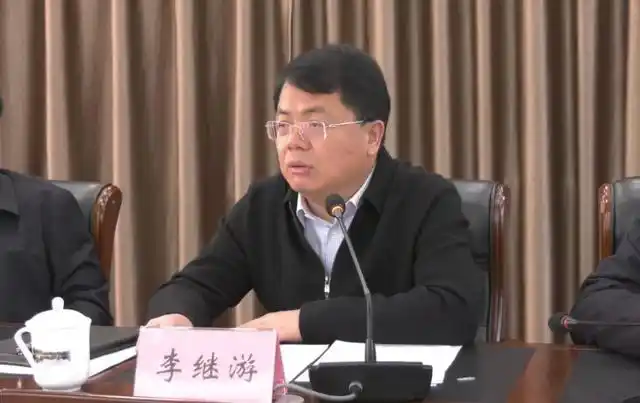 新乡市巩固拓展脱贫攻坚成果县际交叉指导问题反馈会召开