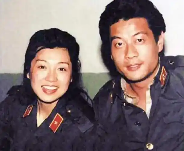 回顾王馥荔与丈夫因一个橘子结缘告诫儿子别告诉别人我是你妈