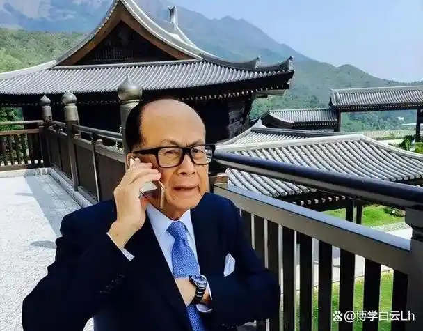 昨日,香港李嘉诚再次展现了他的商业智慧和独特眼光.