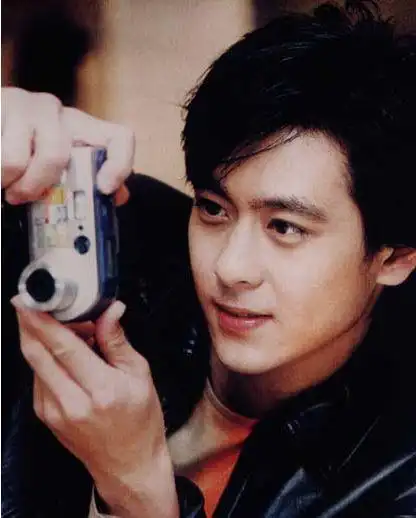 单眼皮长脸的男明星