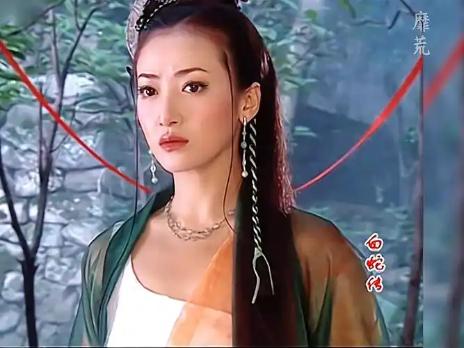 "我是你姑奶奶,小青姑娘",敢爱敢恨的青蛇