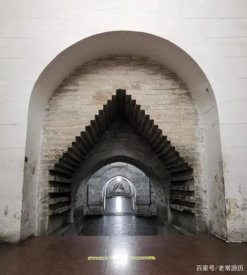 明十三陵之十七 定陵:如果陵寝中没了主人,你还会害怕吗?上集