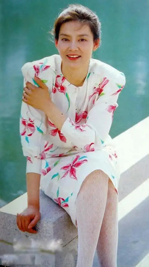 潘虹hong pan的图片