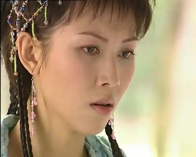 水月洞天:豆豆听信了童战的话,伤心落泪,这两人真是自讨苦吃