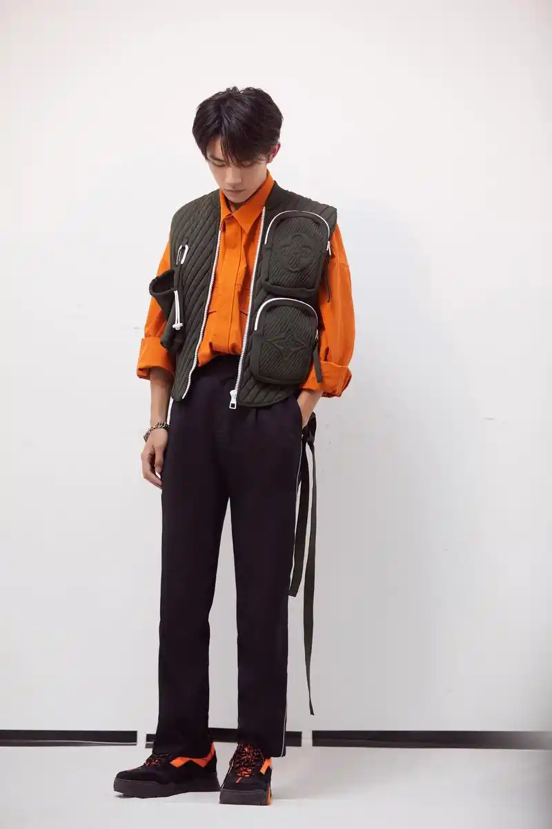 易烊千玺更博放这就是街舞2剧照易队长在线邀请欣赏精彩作品