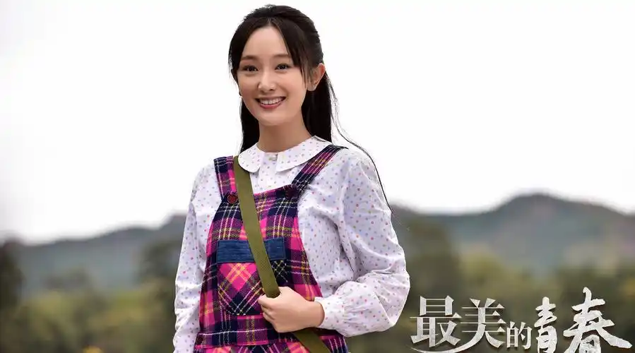 圈学长  #电视剧最美的青春# 被剧中孟月吸引了,文静温婉的淑女