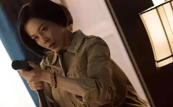 周星驰前任孙佳君,之前凭借着《百变星君》爆红,现身价过百万