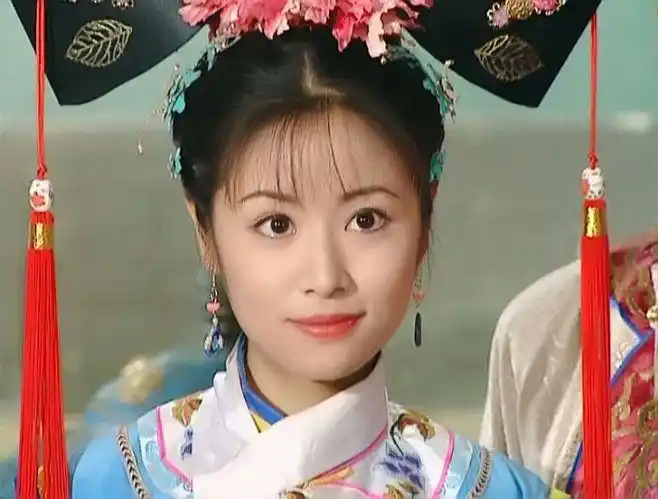 《还珠格格Ⅰ/Ⅱ》【夏紫薇】紫非嫣然乱蝉嘶,薇瞰梦中花飘香.归云寥