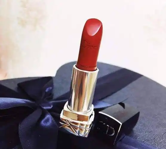 10大口红品牌还火色清单!显白好看到怀疑人生,你备齐几支了?