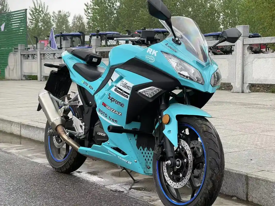 22年大力神200国产小忍者,200公里,成色超新,4888 - 抖音