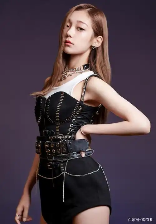 硬糖少女303希林娜依高,备受关注的女歌手,未来可期