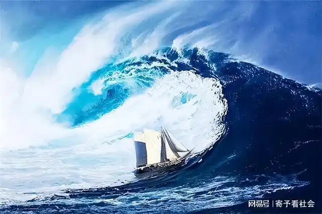 18年一渔民发现无人游轮船主身份成谜船上还有鸡蛋方便面