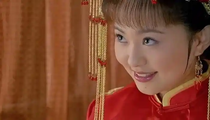 还珠格格柳青娶了谁