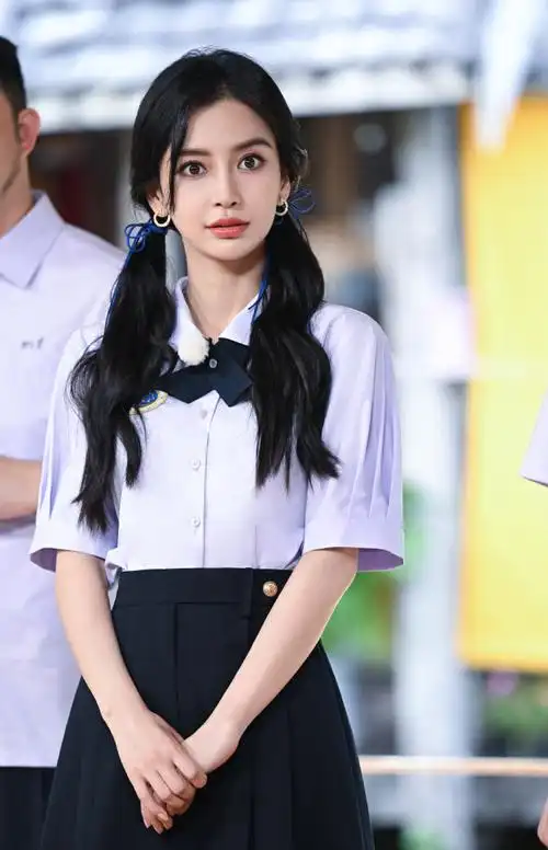 angelababy校服双马尾