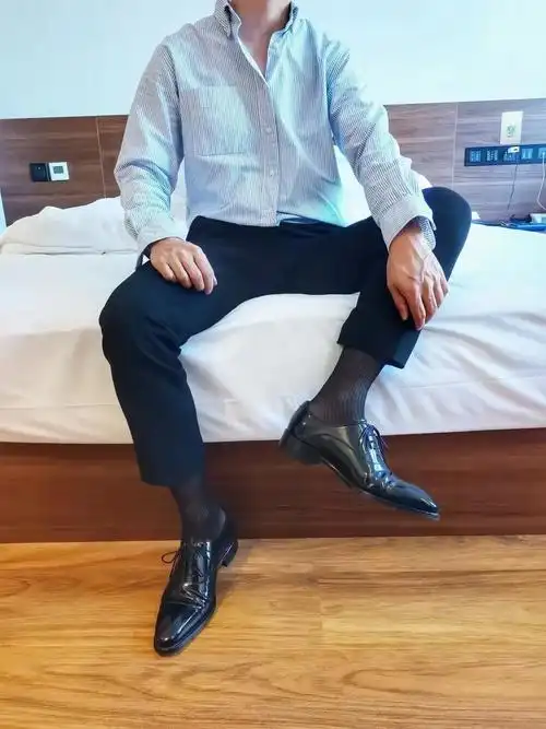 9696#正装皮鞋 #正装男 #男人就要穿西装 #正装袜 # - 抖音