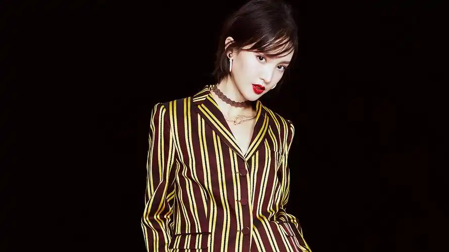 金晨随性写真俏皮高清桌面壁纸高清大图预览1920x1080_大陆明星下载