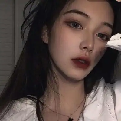 2021年最火头像高冷女生图片