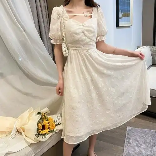 韩版新款气质收腰显瘦裙子时尚网红镂空领连衣裙女2021夏季